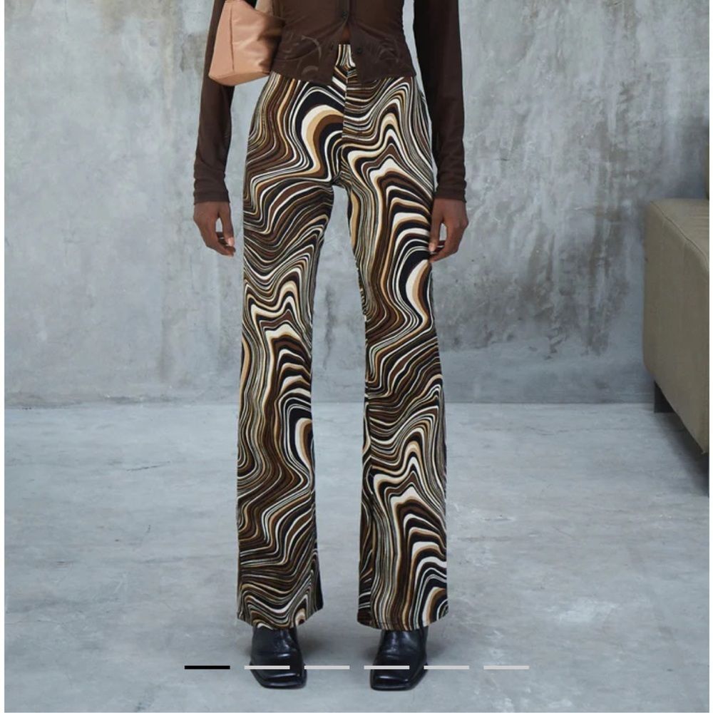 Motel Rocks Denim Zoven Flare Trouser in 70s Ripple Pattern. Size S